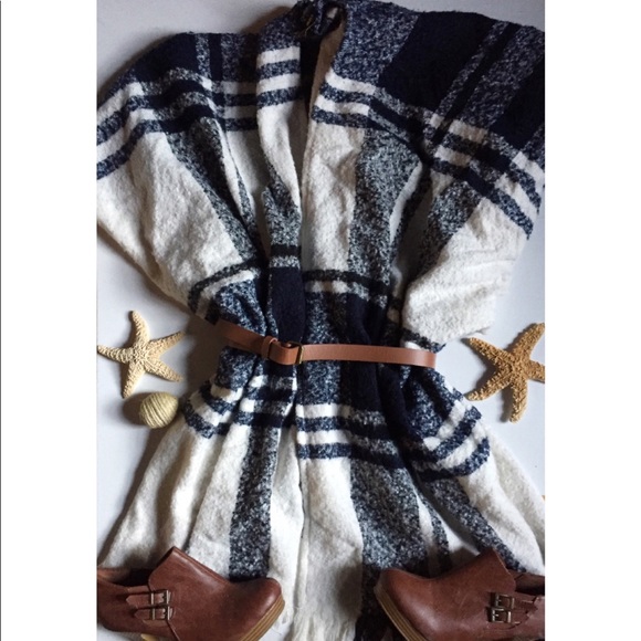 Forever 21 Pancho - Picture 2 of 5